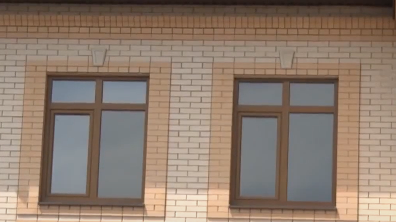 https://novomoskovsk.delaem-okna.ru/storage/app/uploads/public/63f/453/ebe/63f453ebe5157555772389.png